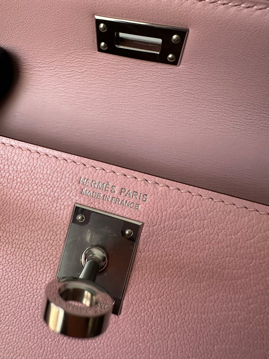 HM KELLY MINI 20 PINK CHEVRE SILBERNE HARDWARE