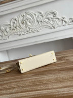 HM KELLY MINI 19 WEISSES KALBSLEDER GOLDENE BESCHLÄGE