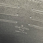 POCHETTE VOYAGE MM 26 MONOGRAM BLACK CALFSKIN