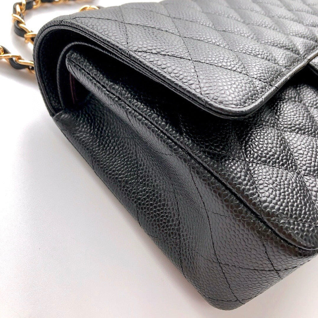 FLAP BAG 25 IN BLACK CAVIAR LEATHER GOLD HARDWARE