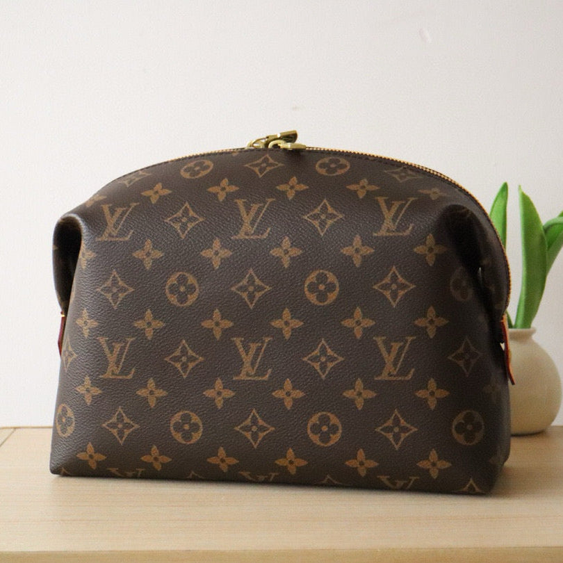 Kosmetiktasche GM Monogramm 27 cm aus Monogramm-Kalbsleder