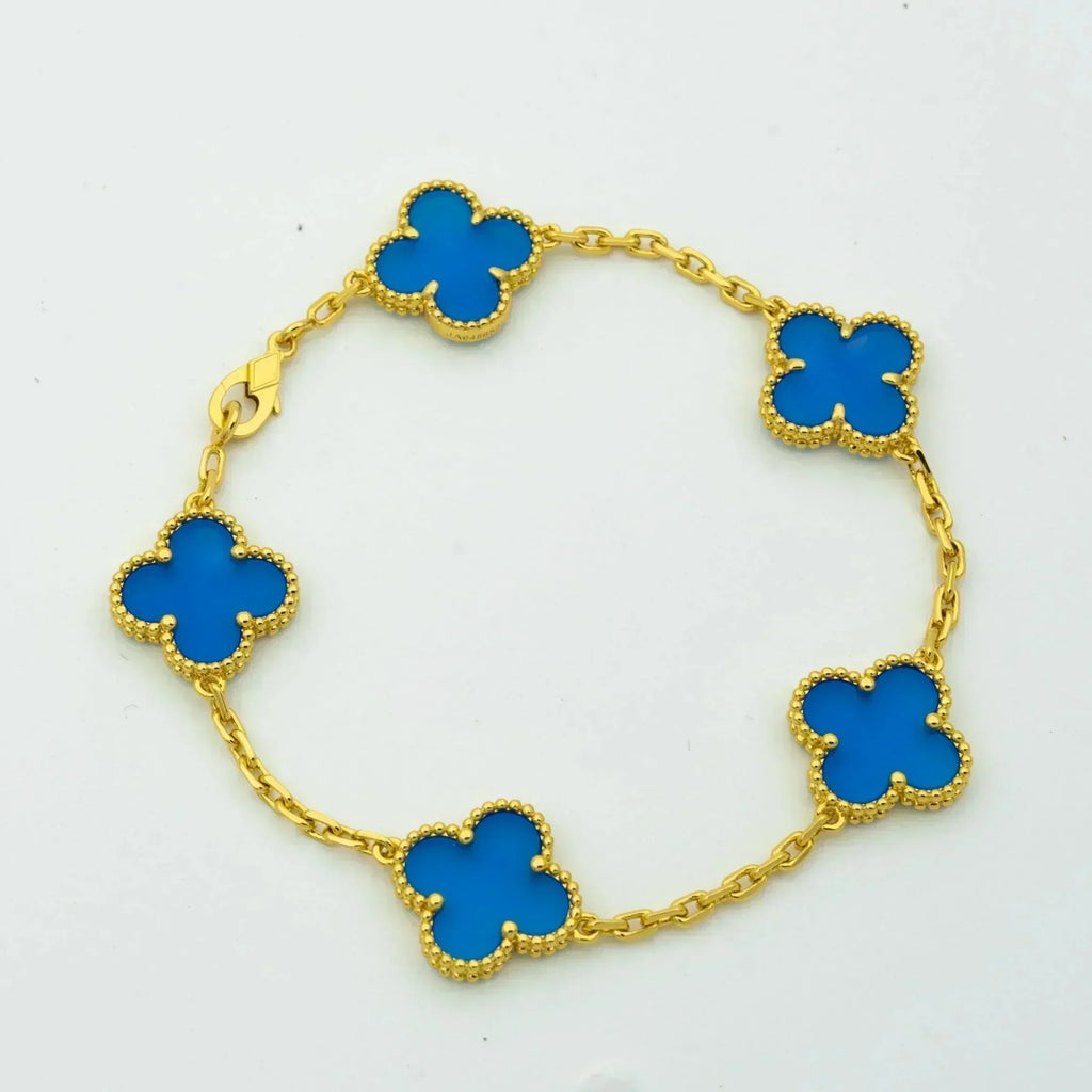 ¡®Jewelicorn¡¯CLOVER 5 MOTIFS BLUE AGATE BRACELET