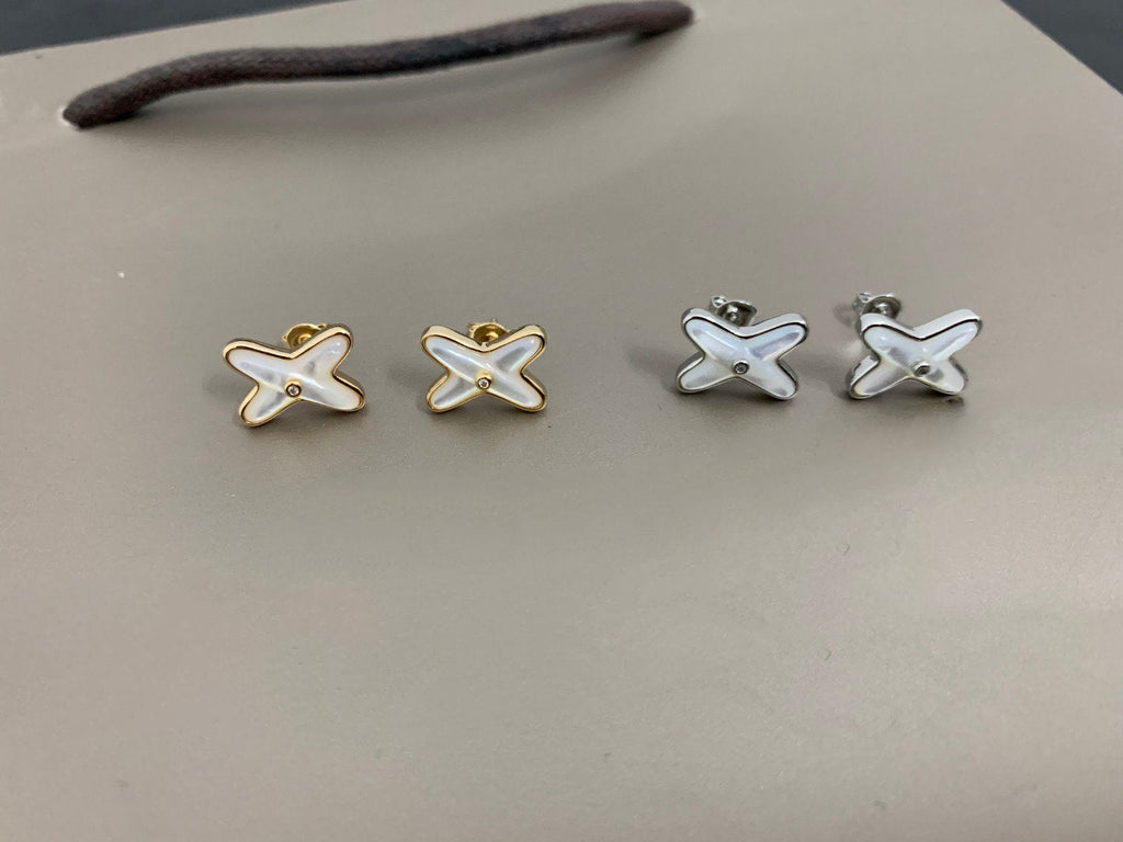 ®Jewelicorn¡¯JEUX DE WHITE MOP シルバー ダイヤモンド イヤリング