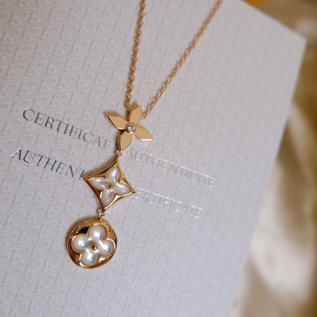 ¡®Jewelicorn¡¯COLOR BLOSSOM LARIAT NECKLACE PINK GOLD WHITE MOTHER PEARL AND DIAMOND