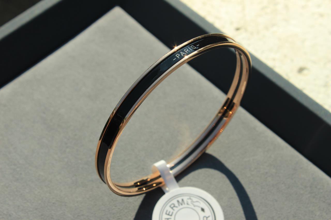 ¡®Jewelicorn¡¯HM UNI BANGLE BAG