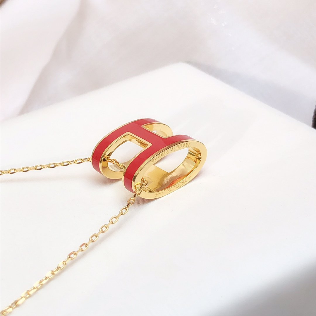 ¡®Jewelicorn¡¯HM CLIC RED ENAMEL GOLD NECKLACE