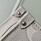 ONTHEGO EAST WEST TASCHE 25 IN BICOLOR MONOGRAM EMPREINTE LEDER