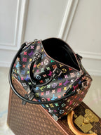 SPEEDY SOFT 30 IN FARBENFROHES MONOGRAMMMUSTER UND SCHWARZ BESCHICHTETE LEINWAND