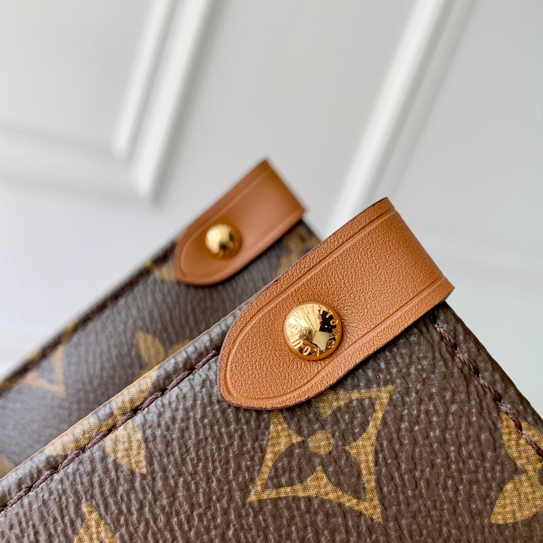 ONTHEGO Organizer 37 aus braun beschichtetem Canvas und Kalbsleder