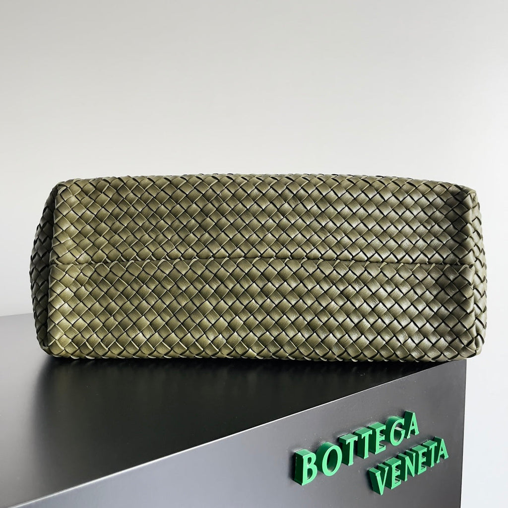 BOTTEGA VENETA 25S GROSSE CABAT-TASCHE 51 IN ARMEEGRÜN KALBSLEDER GOLDENE BESCHLÄGE