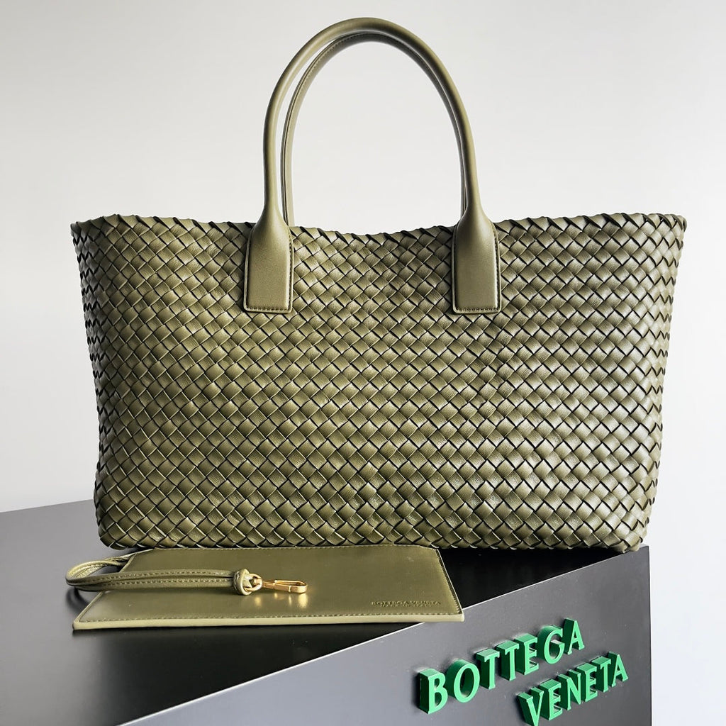 BOTTEGA VENETA 25S GROSSE CABAT-TASCHE 51 IN ARMEEGRÜN KALBSLEDER GOLDENE BESCHLÄGE