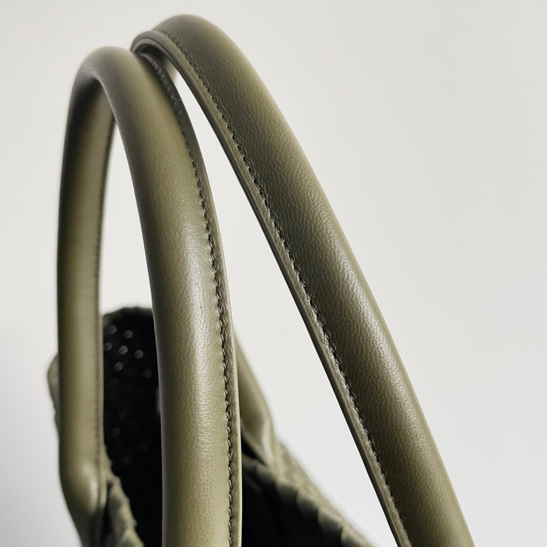 BOTTEGA VENETA 25S GROSSE CABAT-TASCHE 51 IN ARMEEGRÜN KALBSLEDER GOLDENE BESCHLÄGE