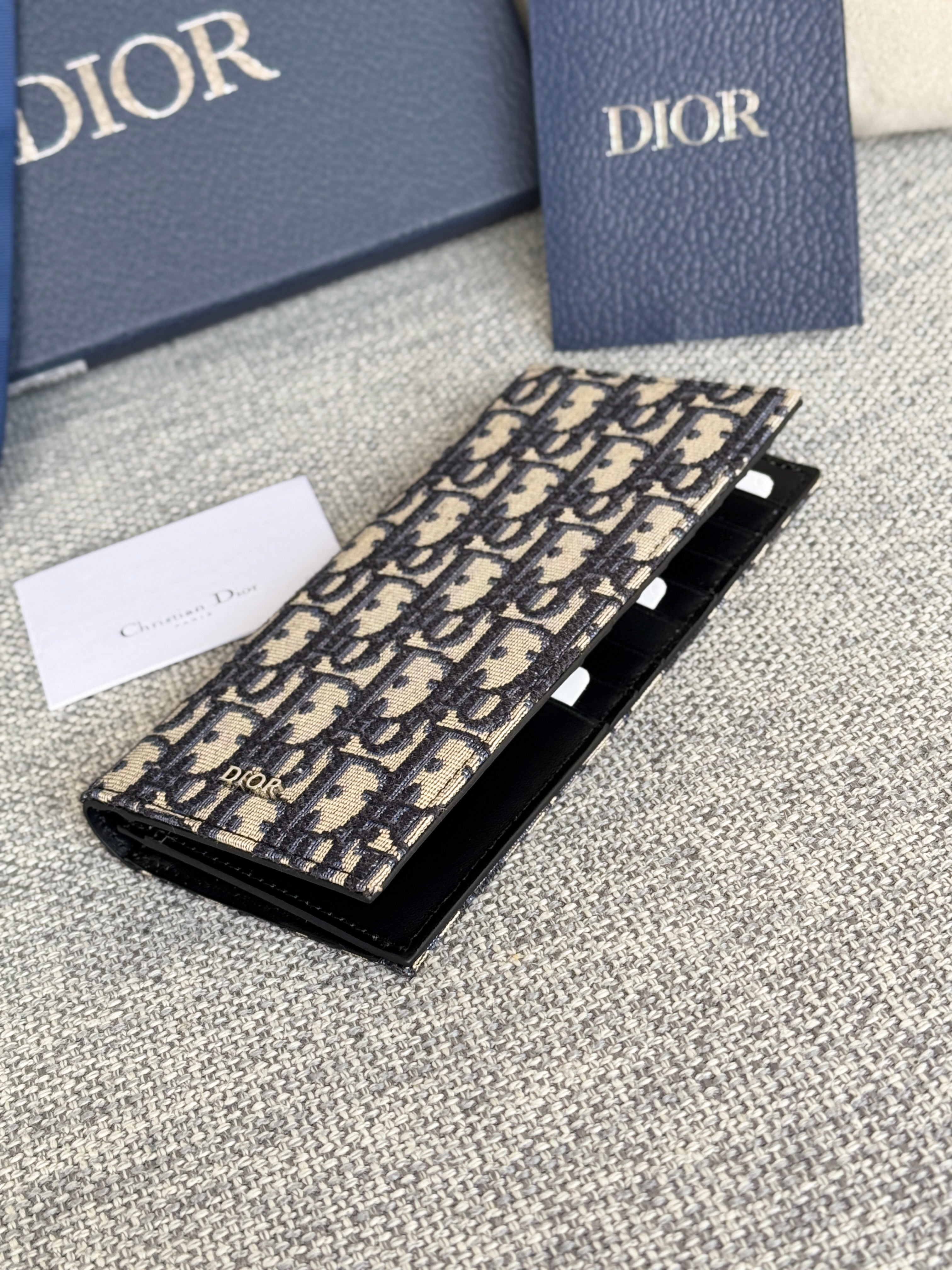 VERTICAL LONG WALLET 19 IN BLUE MONOGRAM OBLIQUE JACQUARD