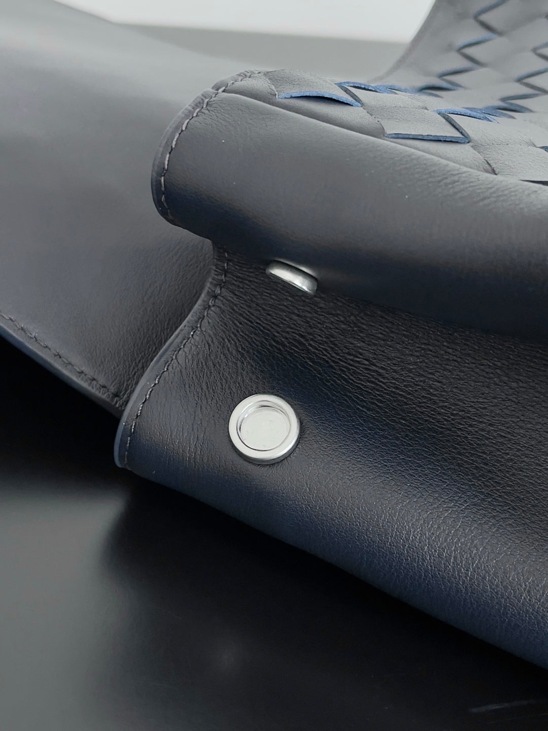 Schulrucksack 39 in nachtblauem Lammleder