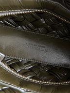 KELIMERO CHA-CHA CLUTCH 28,5 AUS DUNKELGRÜNEM LAMMFELL