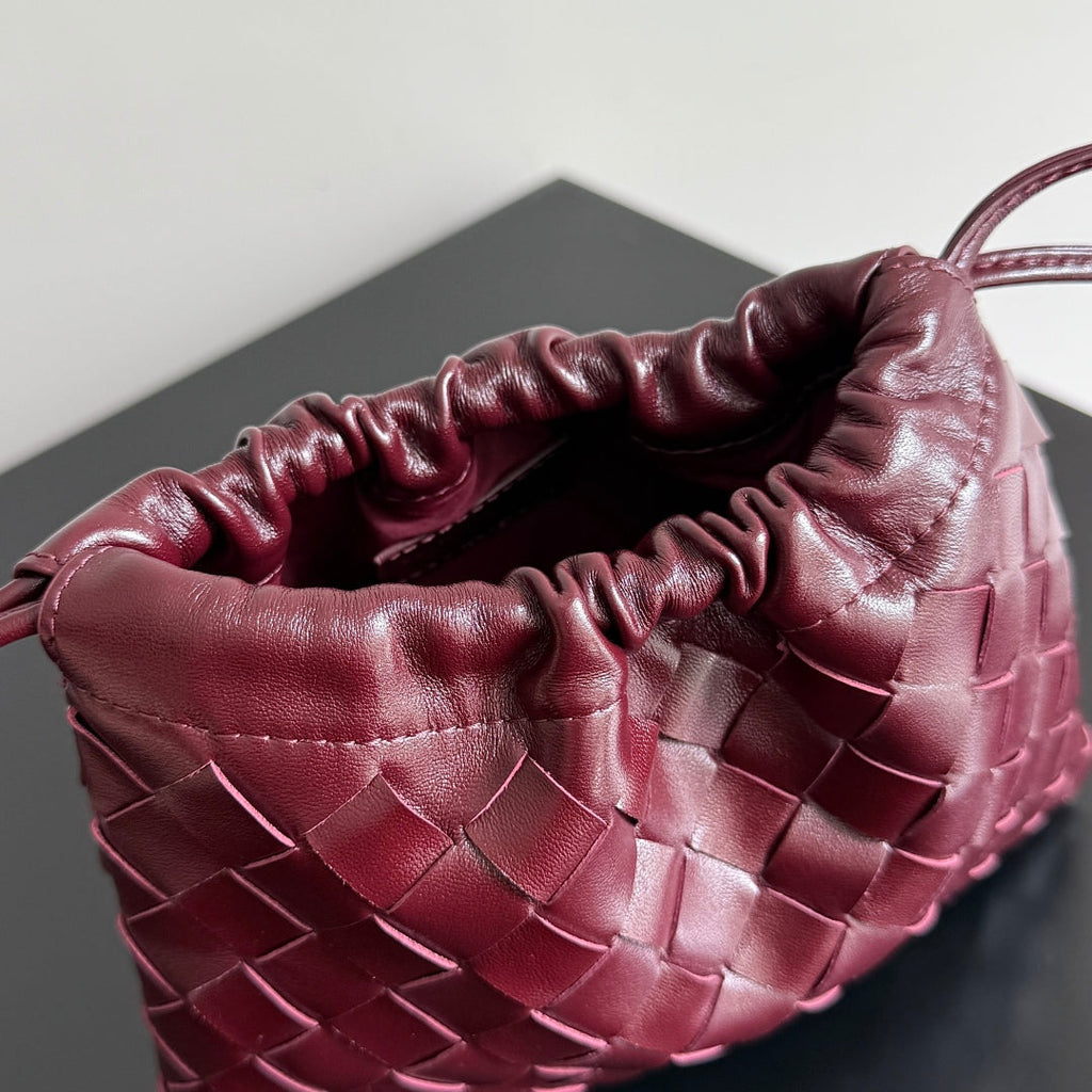 KLEINER STAUBSACK 21 IN BURGUNDERSCHÖNES LAMMLEDER