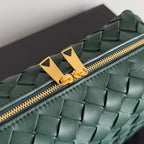 MINI LOOP KAMERATASCHE 22 IN DUNKELGRÜNES KALBSLEDER