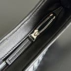 BOTTEGA VENETA 25S VENETO TASCHE 27 IN SCHWARZEM KALBSLEDER SILBERNE BESCHLÄGE