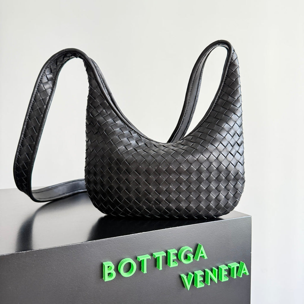 BOTTEGA VENETA 25S VENETO TASCHE 27 IN SCHWARZEM KALBSLEDER SILBERNE BESCHLÄGE