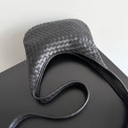 BOTTEGA VENETA 25S VENETO TASCHE 27 IN SCHWARZEM KALBSLEDER SILBERNE BESCHLÄGE