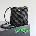 BOTTEGA VENETA 25S TOSCA TASCHE 19 IN SCHWARZEM KALBSLEDER GOLDENE BESCHLÄGE