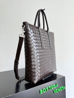 BOTTEGA VENETA 25S ANDIAMO LARGE INTRECCIATO 39 AUS DUNKELBRAUNEM KALBSLEDER