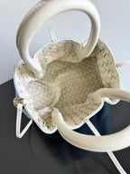 BOTTEGA VENETA 25S KLEINE PINACOTECA WENDBARE TASCHE 24 IN ELFENBEINHALBWELBLICHES KALBSLEDER