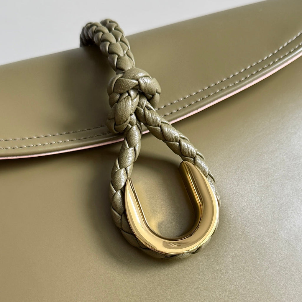 BOTTEGA VENETA 25S MEDIUM LIBERTA TASCHE 30 IN OLIVE GRÜNEM KALBSLEDER