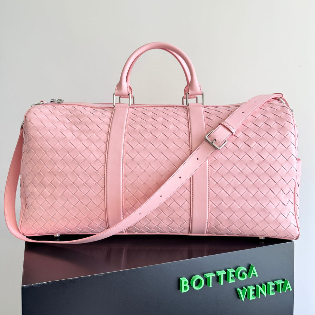 BOTTEGA VENETA 25S INTRECCIATO CABIN DUFFLE 55 AUS HELLROSA KALBSLEDER