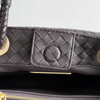 BOTTEGA VENETA 25S KORB 31 IN DUNKELBRAUNEM KALBSLEDER GOLDENE BESCHLÄGE