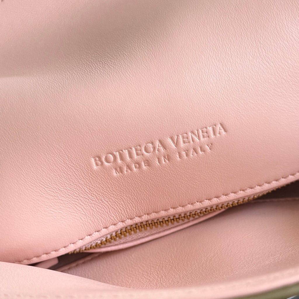 BOTTEGA VENETA 25S MEDIUM LIBERTA TASCHE 27 IN OLIVE GRÜN KALBSLEDER GOLDENE BESCHLÄGE