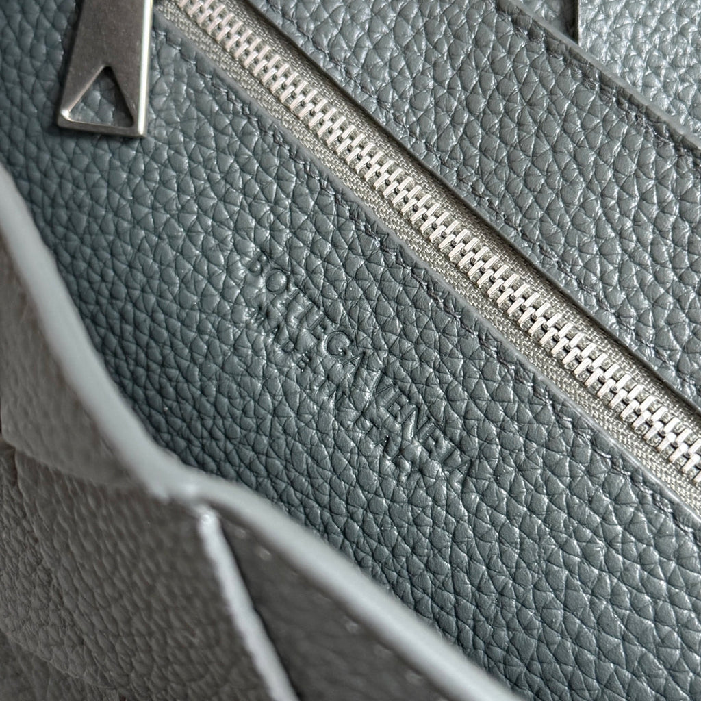 BOTTEGA VENETA 25S DIAGO 22 IN STEEL GRAU KALBSLEDER SILBERNE BESCHLÄGE