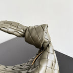 BOTTEGA VENETA 25S MINI JODIE 26 IN OLIVE GRÜNEM KALBSLEDER