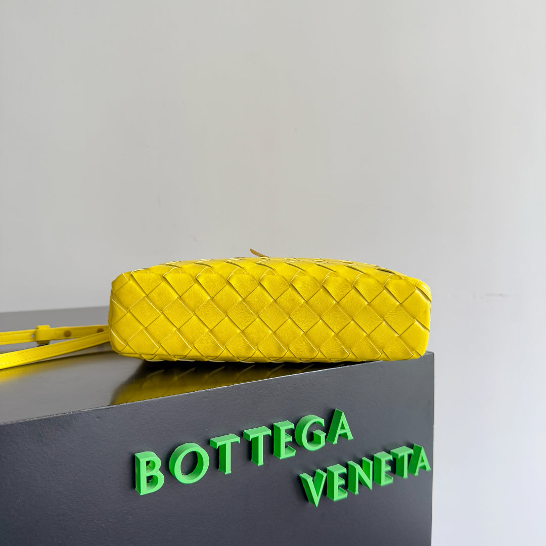 BOTTEGA VENETA 25S BANG BANG 22 IN ZITRONENGELBEM INTRECCIATO-KALBSKIN-GOLD-HARDWARE