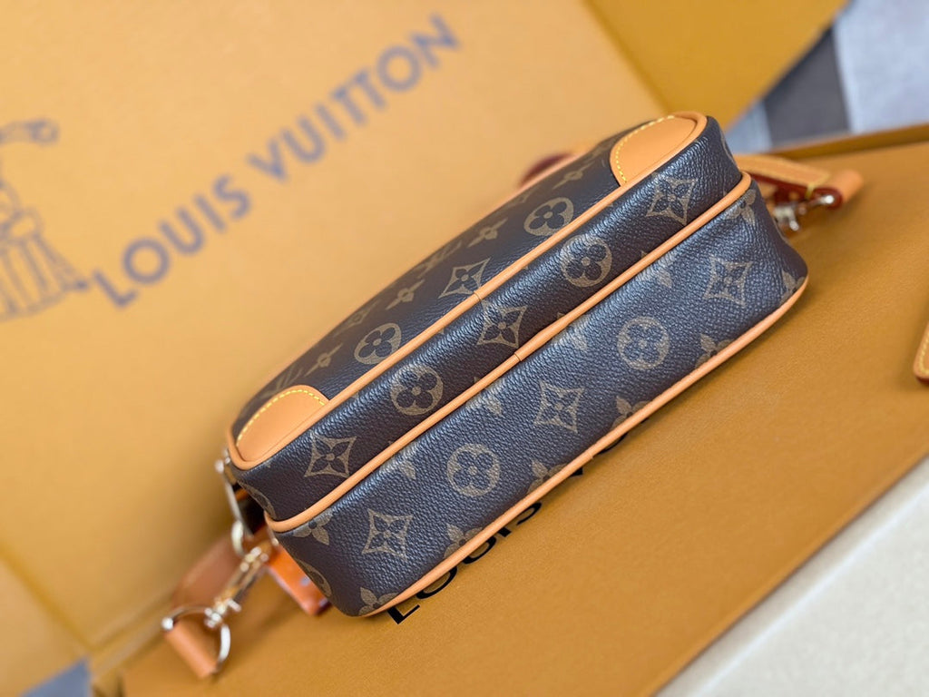 LV 25S TROCADERO MEDIUM MESSENGER BAG 25 IN BROWN MONOGRAM CANVAS GOLD HARDWARE