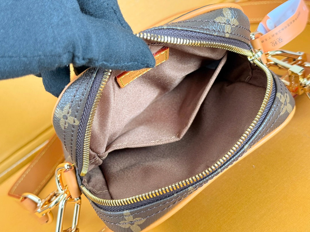 LV 25S DANUBE BAG 21 IN DARK BROWN MONOGRAM ARCHIVE GOLD HARDWARE