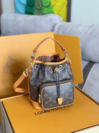 LV 25S NOÉ CARGO 24 IN BROWN MONOGRAM CANVAS GOLD HARDWARE