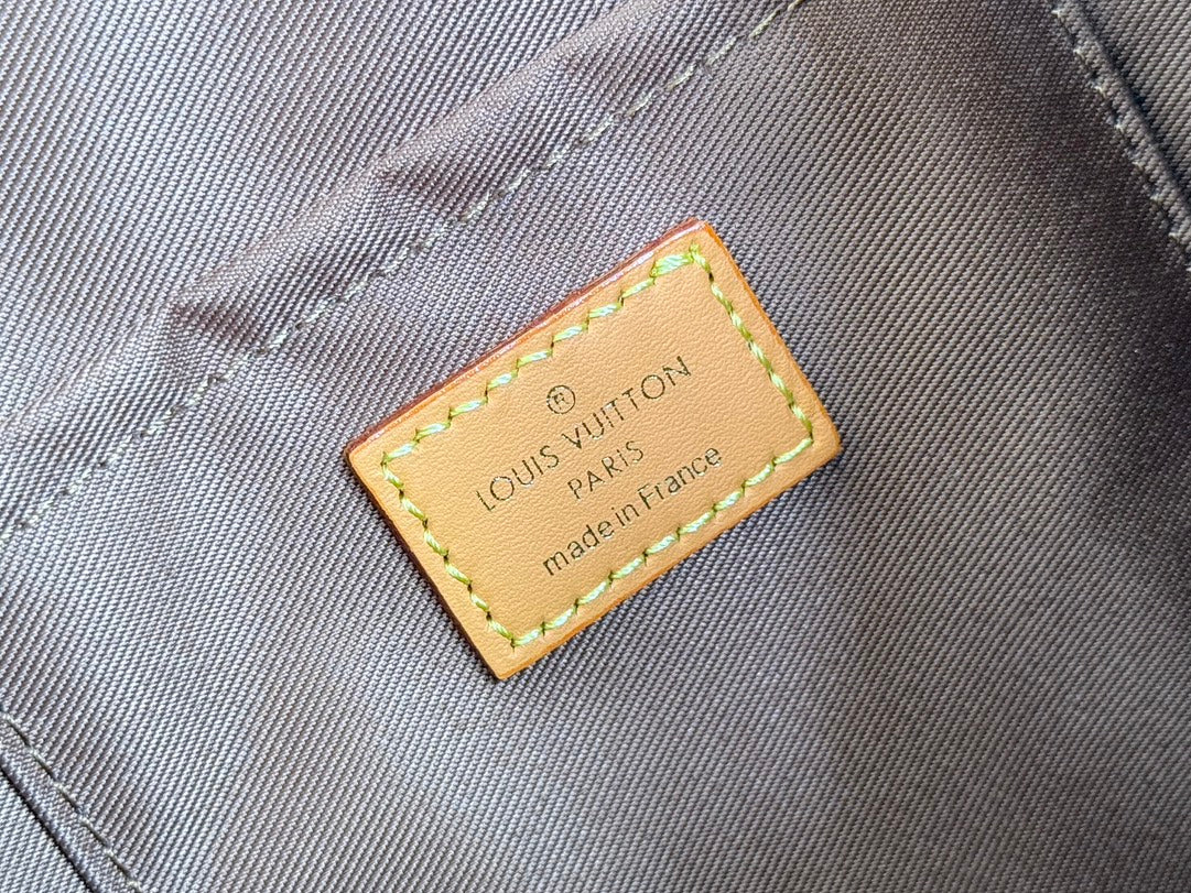 LV 25S NOÉ CARGO 24 IN BROWN MONOGRAM CANVAS GOLD HARDWARE