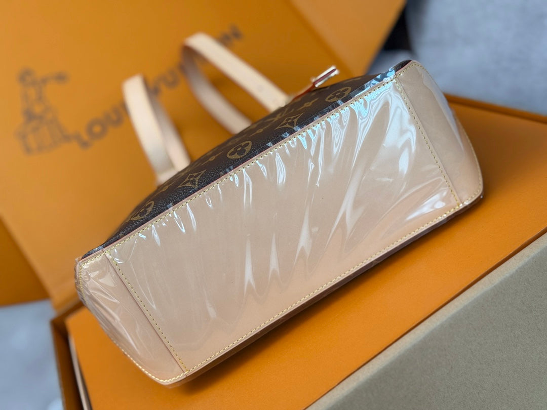 LV 25S PIANO BAG 27 IN BROWN MONOGRAM CANVAS AND CALFSKIN GOLD HARDWARE