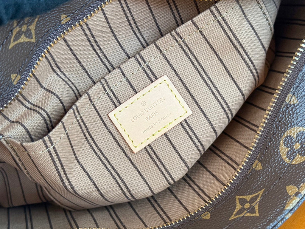 LV 25S PIANO BAG 27 IN BROWN MONOGRAM CANVAS AND CALFSKIN GOLD HARDWARE