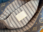 LV 25S PIANO BAG 27 IN BROWN MONOGRAM CANVAS AND CALFSKIN GOLD HARDWARE