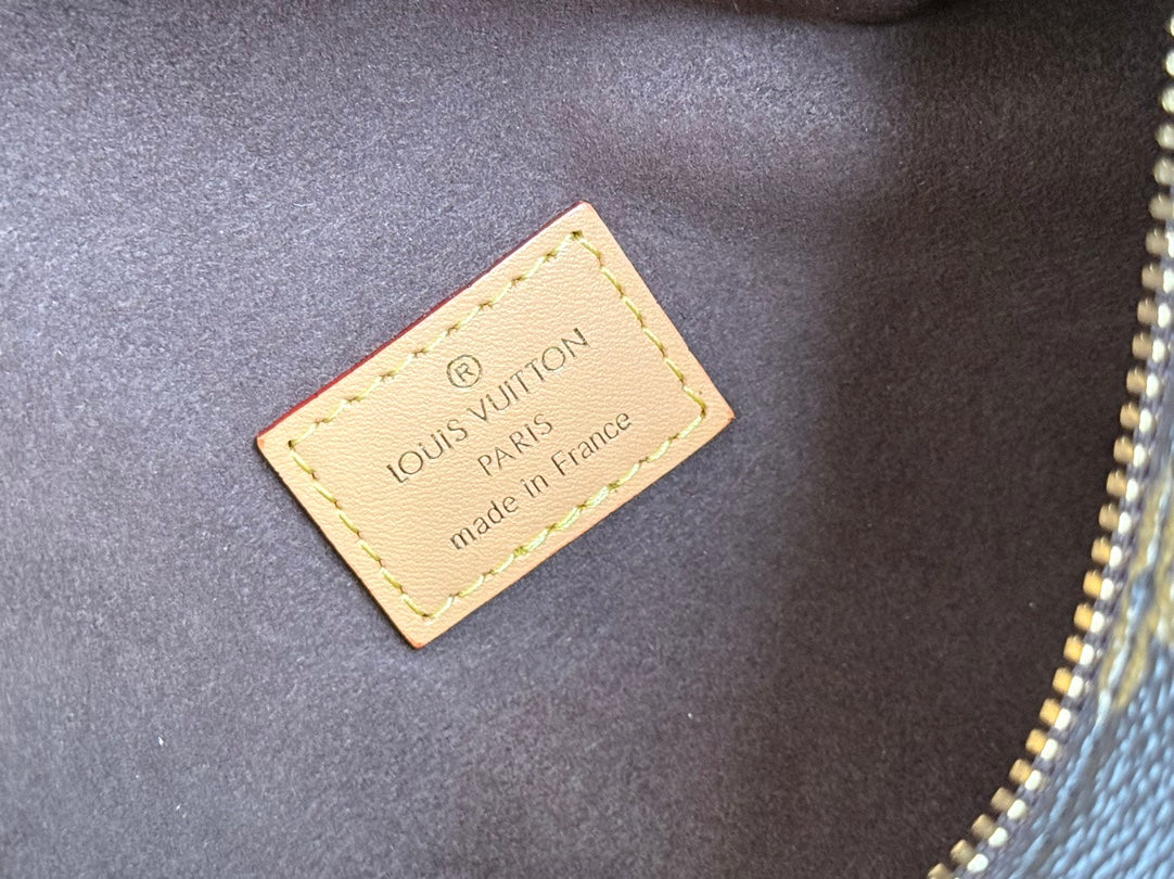 LV 25S SIDE TRUNK 24 IN BROWN MONOGRAM CANVAS LEATHER TRIM GOLD HARDWARE