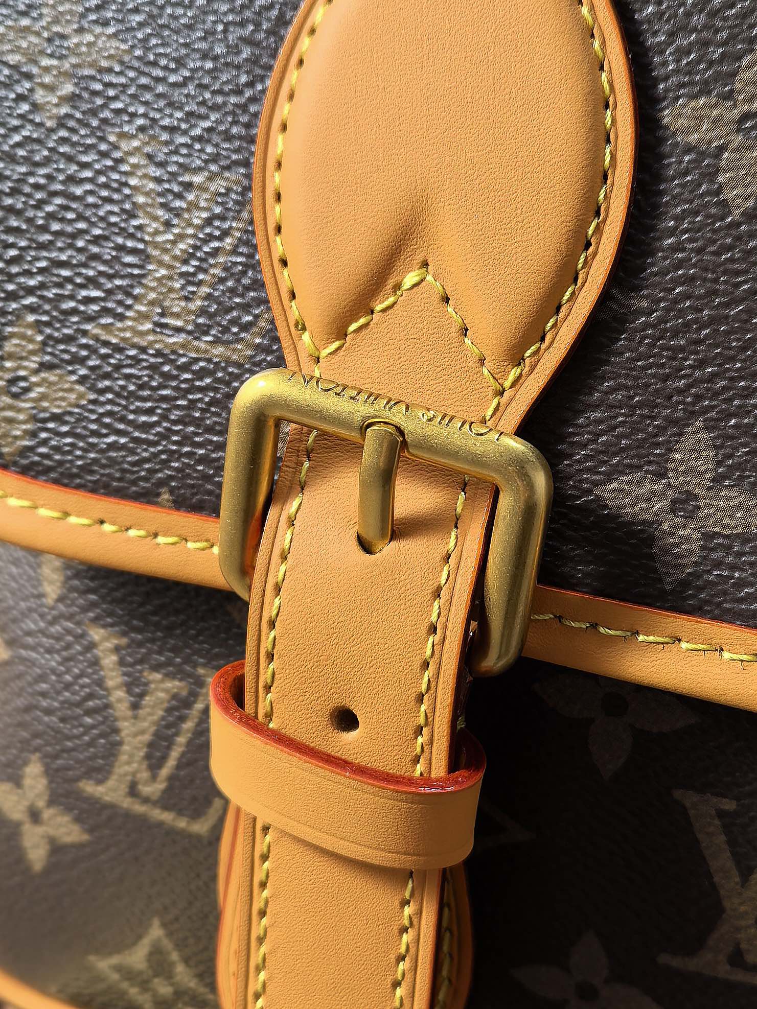 LV 25S SATCHEL BAG 35 IN BROWN CANVAS MONOGRAM GOLD HARDWARE