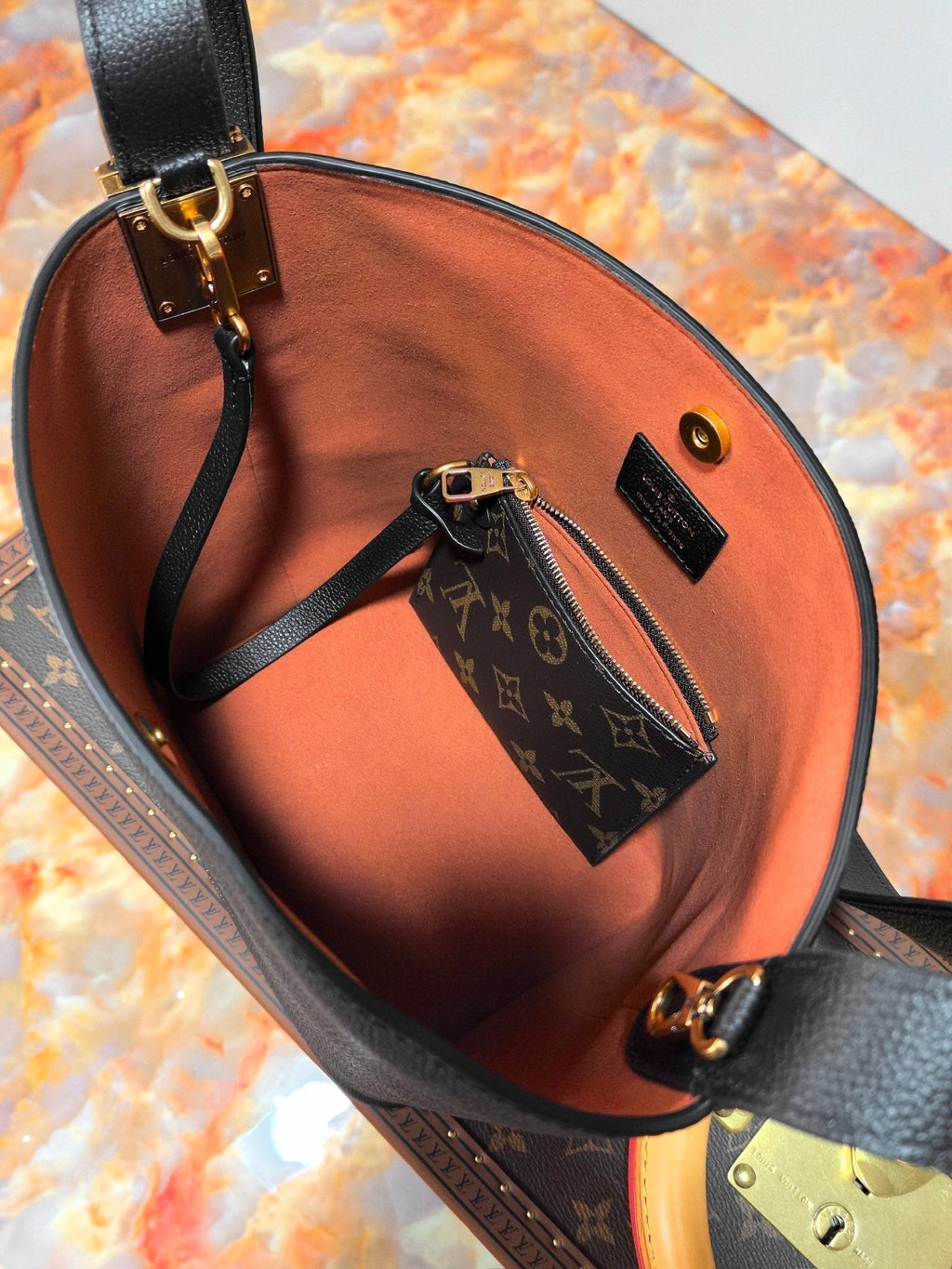 LV 25S LOW KEY ALL IN BB 18 IN BLACK CALFSKIN GOLD HARDWARE