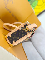 LV 25S SIDE TRUNK 30 IN BROWN MONOGRAM CANVAS LEATHER TRIM GOLD HARDWARE