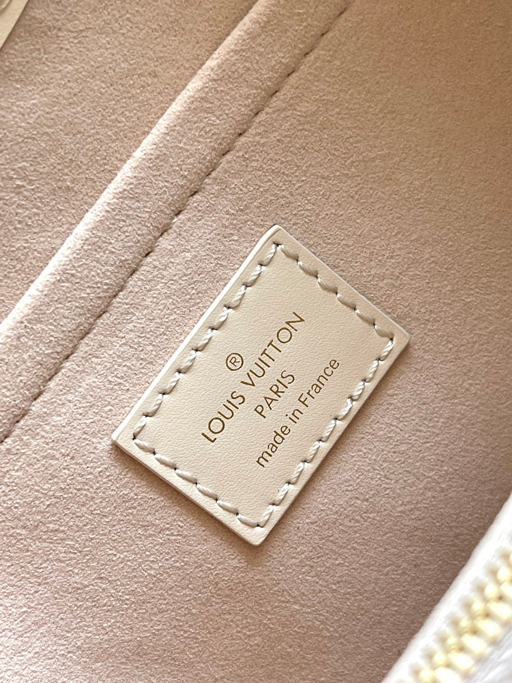 BABYLONE-TASCHE 31 AUS WEISSEM MONOGRAM-EMPREINTE-LEDER