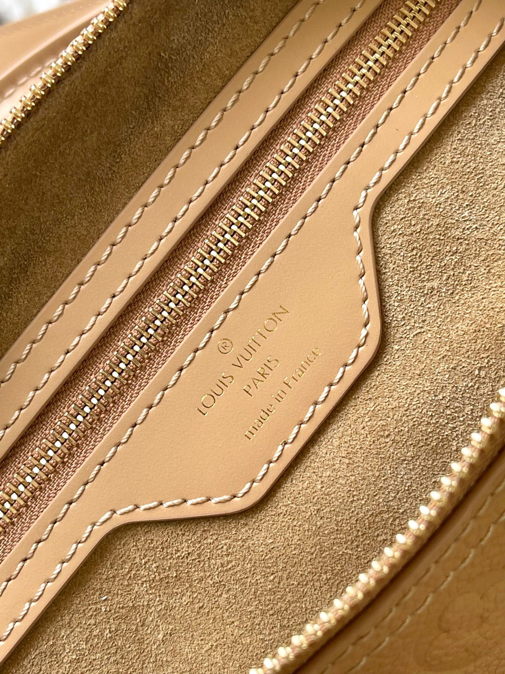 SPEEDY SOFT 30 IN PALE ORANGE EPROSSED CALFSKIN