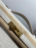 KELLY CUT 31 IN WHITE SHINNY ALLIGATOR LEATHER WITH GOLD HARDWARE (MADE-TO-ODER)