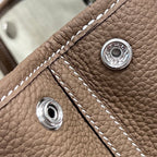 GARDEN PARTY 23CM IN DARK BROWN CALFSKIN