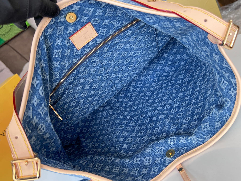 LV 25S Tragetasche 39 in blauem Denim mit Monogramm-Lederbesatz